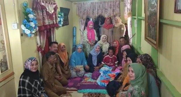 Wiirdayanti Romi Kunjungi Korban Gigitan Buaya   